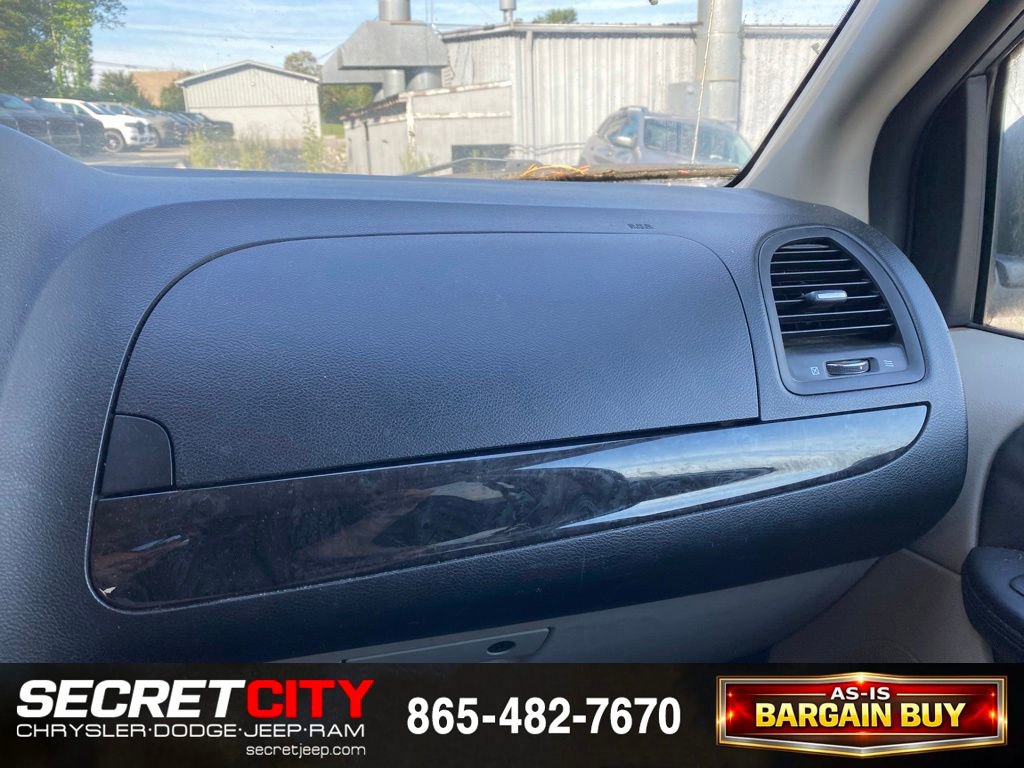 Used 2014 Dodge Grand Caravan SXT FWD image 14