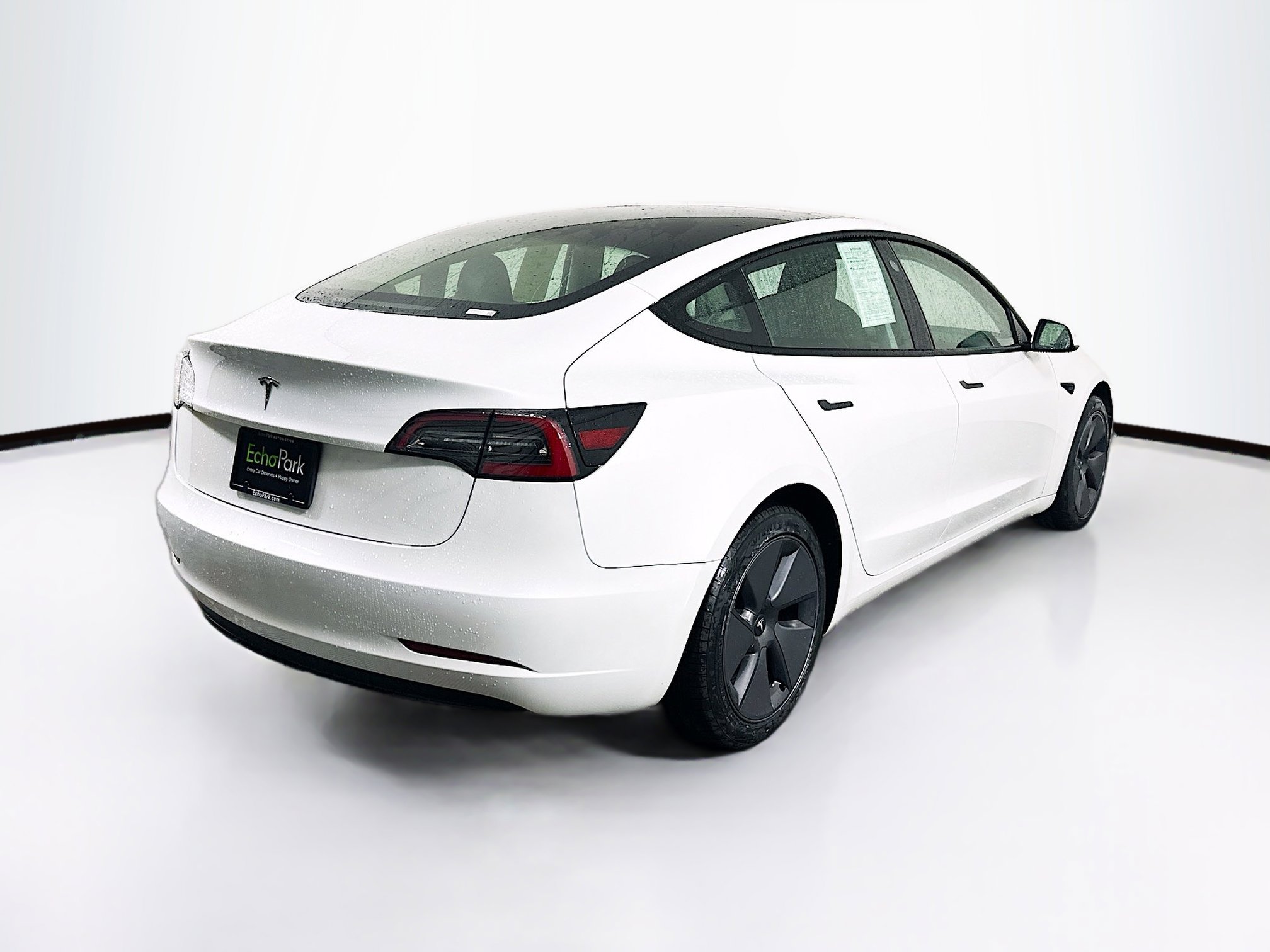 Used 2023 Tesla Model 3 Standard Range image 9