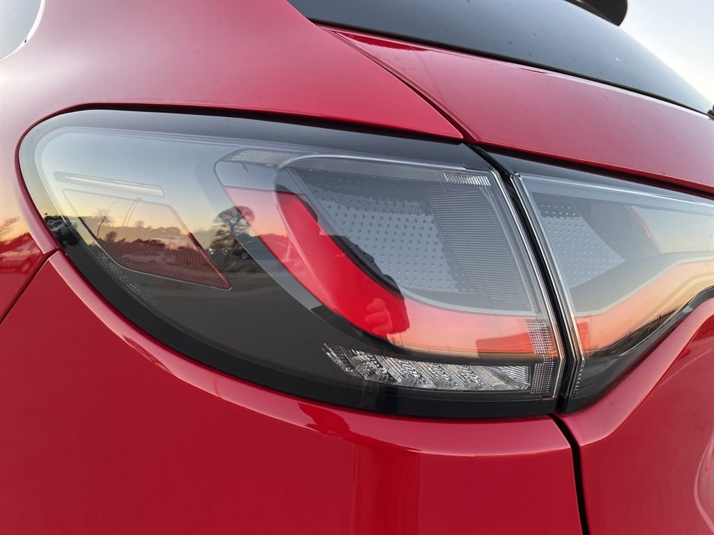 Used 2023 Honda HR-V Sport image 7