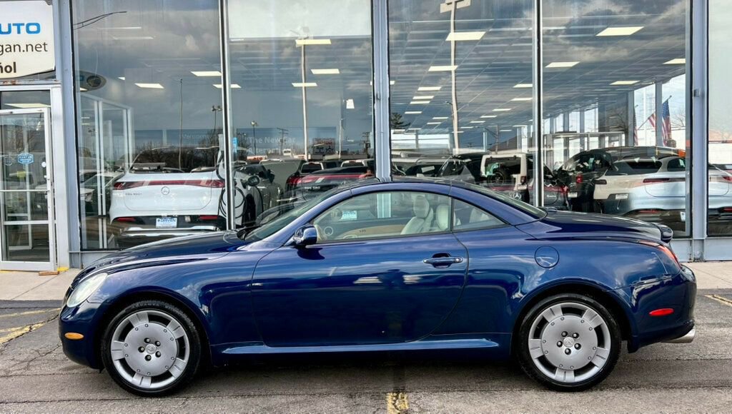 Used 2002 Lexus SC 430 Convertible image 2