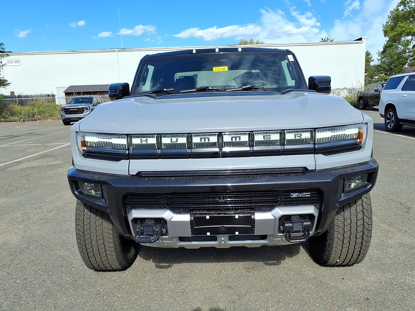 New 2026 GMC Hummer EV 4x4 Crew Cab image 2