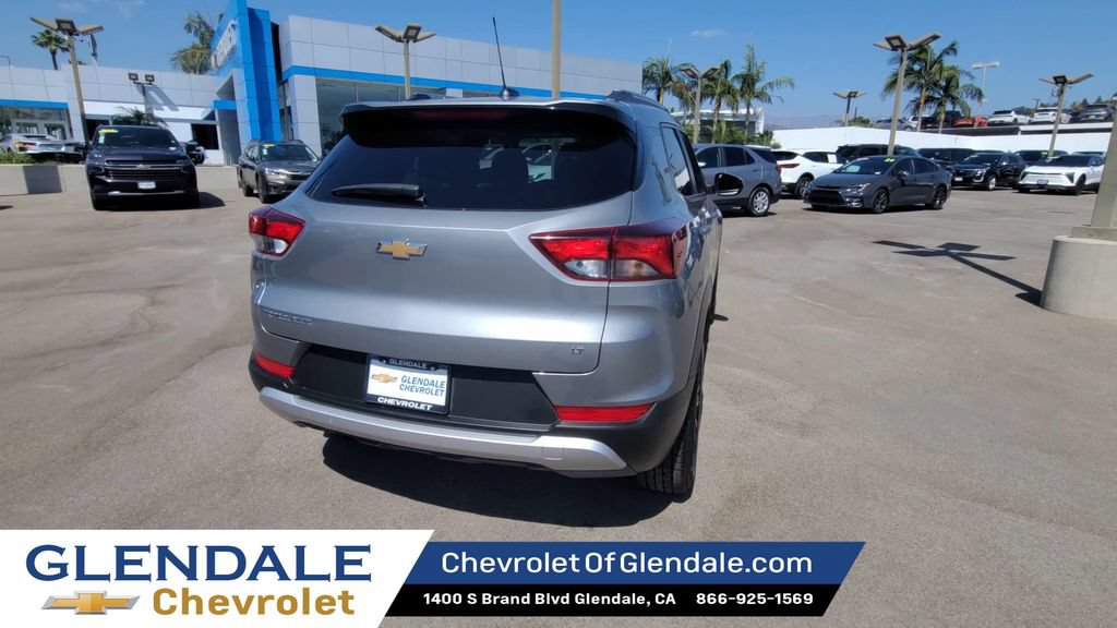 Used 2025 Chevrolet TrailBlazer LT FWD image 7