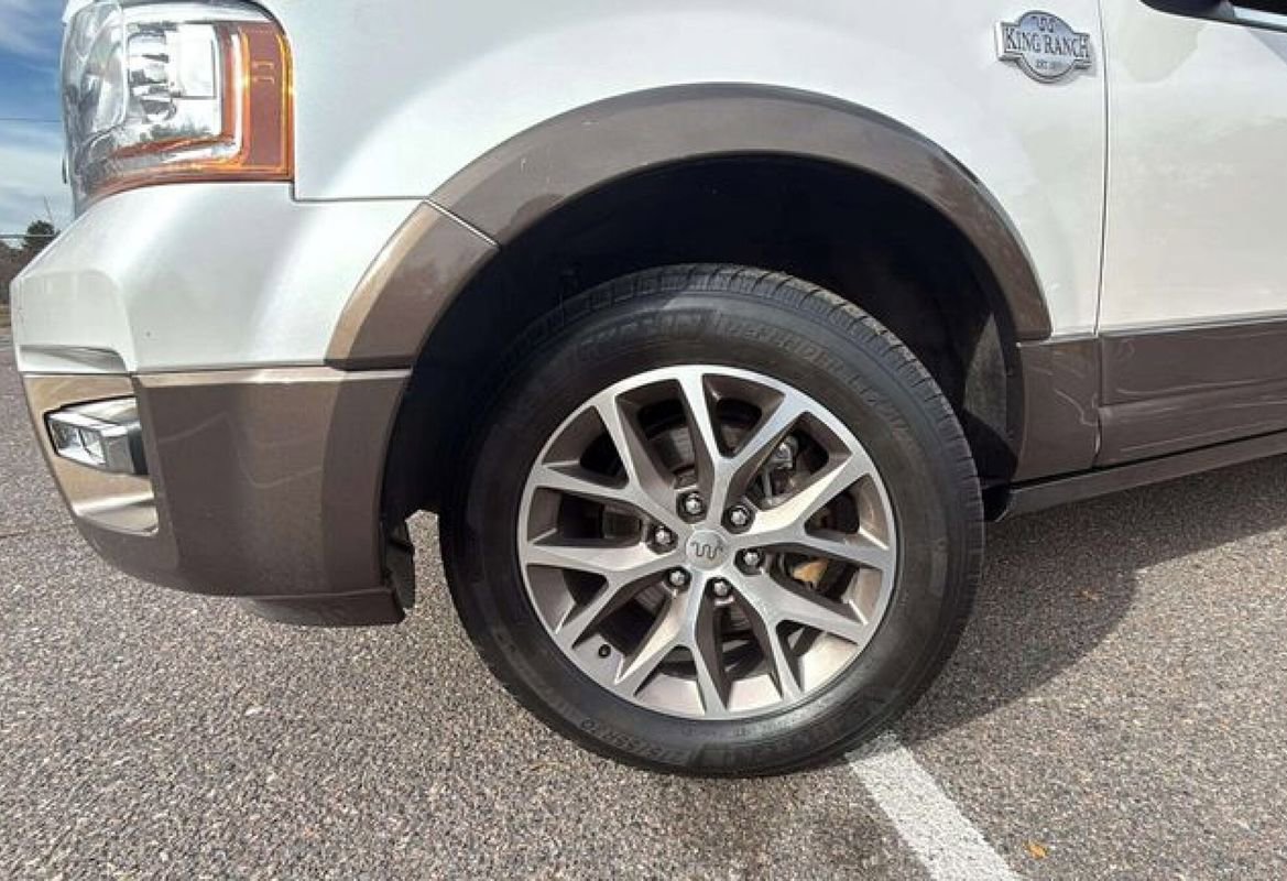 Used 2017 Ford Expedition King Ranch image 19