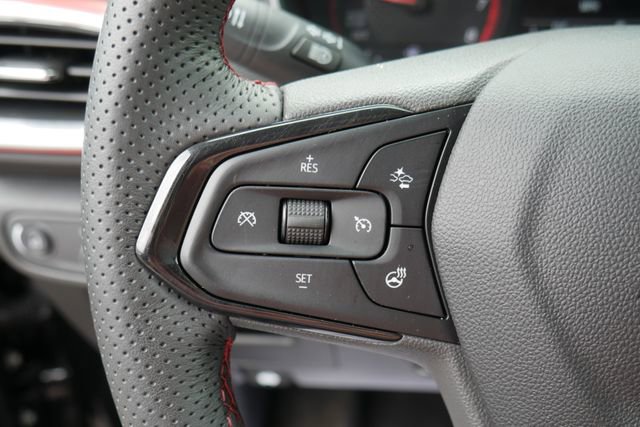 Used 2023 Chevrolet TrailBlazer RS w/ Convenience Package image 15