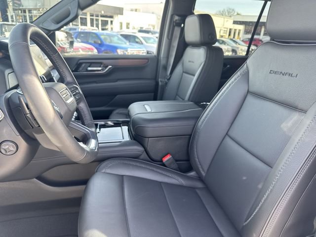 New 2026 GMC Yukon Denali w/ Sun & Power Step Package AWD/4WD image 11