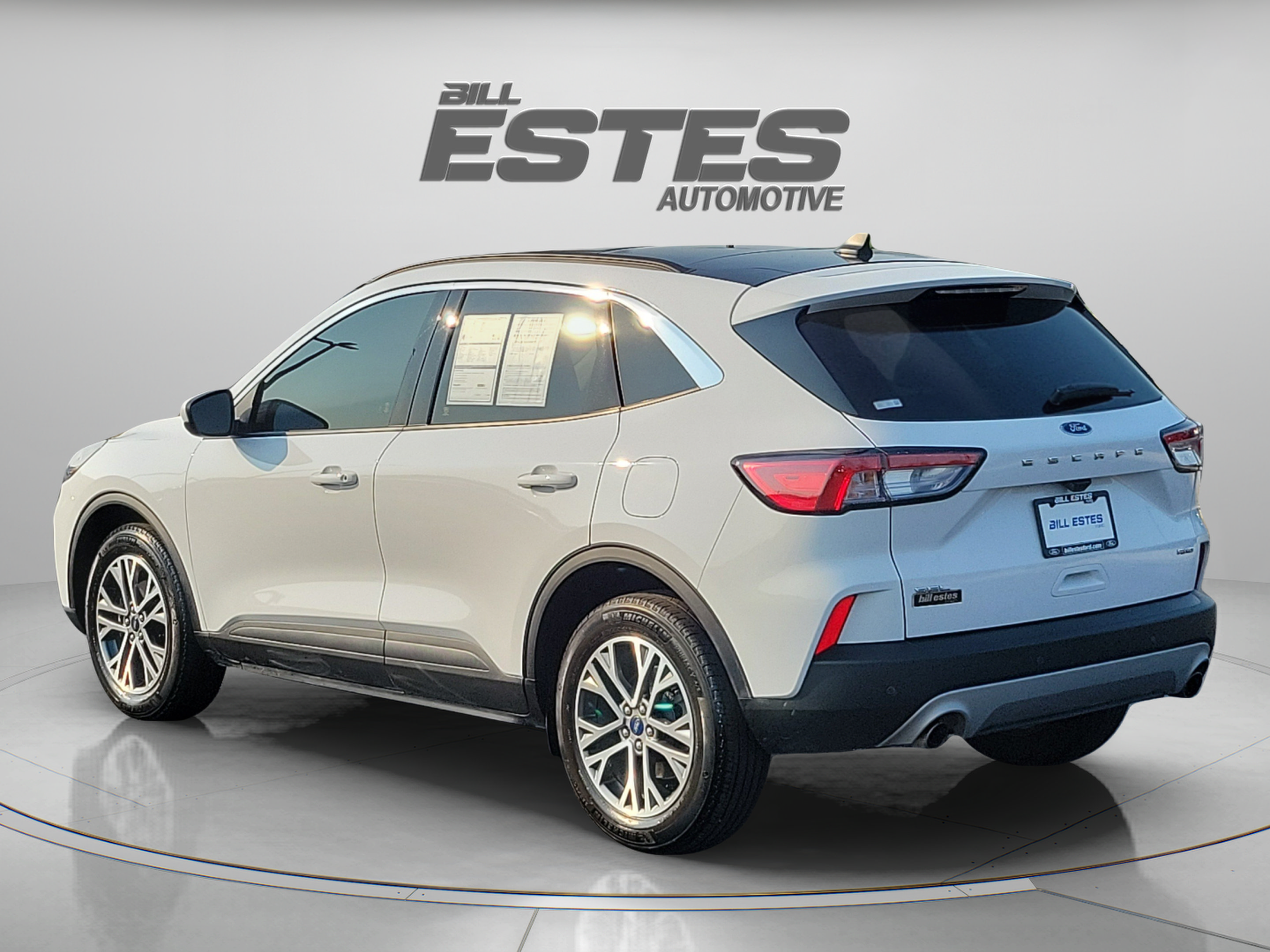 Used 2022 Ford Escape SEL AWD/4WD image 2