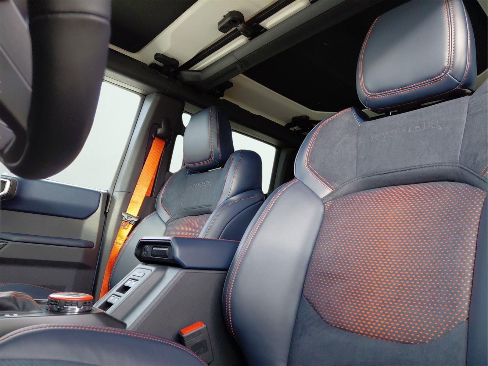 New 2025 Ford Bronco Raptor image 9