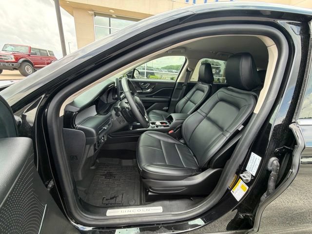 Used 2023 Lincoln Corsair AWD w/ Equipment Group 101A image 10