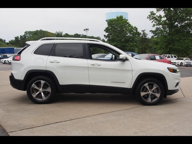 Used 2019 Jeep Cherokee Limited AWD/4WD image 4