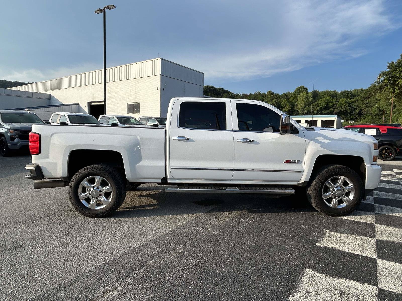 Used 2019 Chevrolet Silverado 2500 LTZ w/ Duramax Plus Package AWD/4WD image 8
