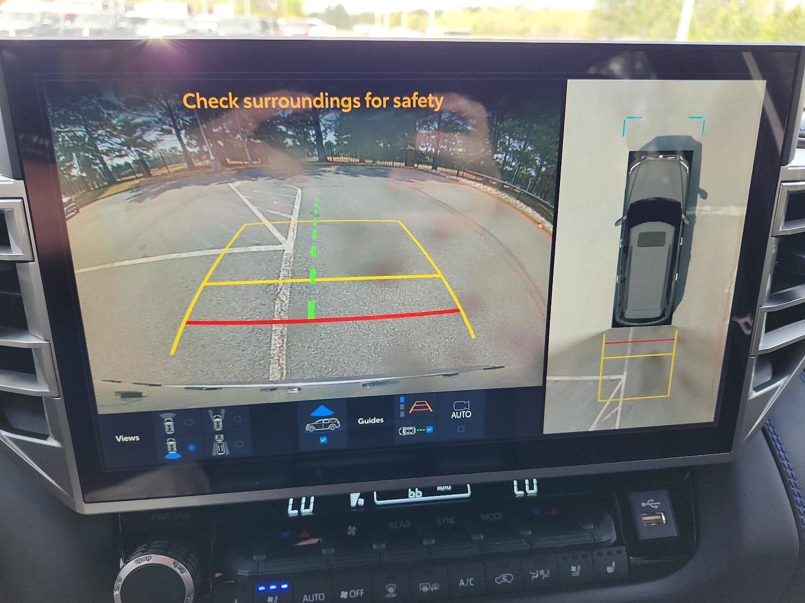 Used 2025 Toyota Sequoia Platinum image 21