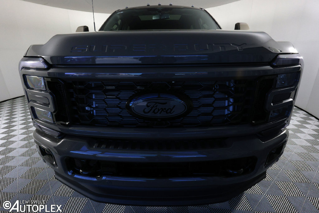 Used 2027 Ford F350 King Ranch w/ Chrome Package AWD/4WD image 2