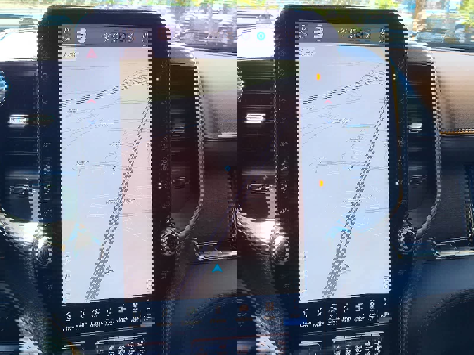 Used 2025 RAM 3500 Longhorn AWD/4WD image 24