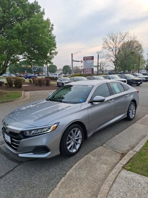 Used 2022 Honda Accord LX image 4