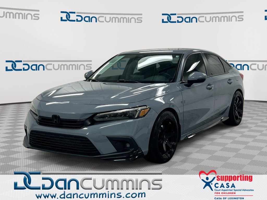 Used 2022 Honda Civic Touring image 1
