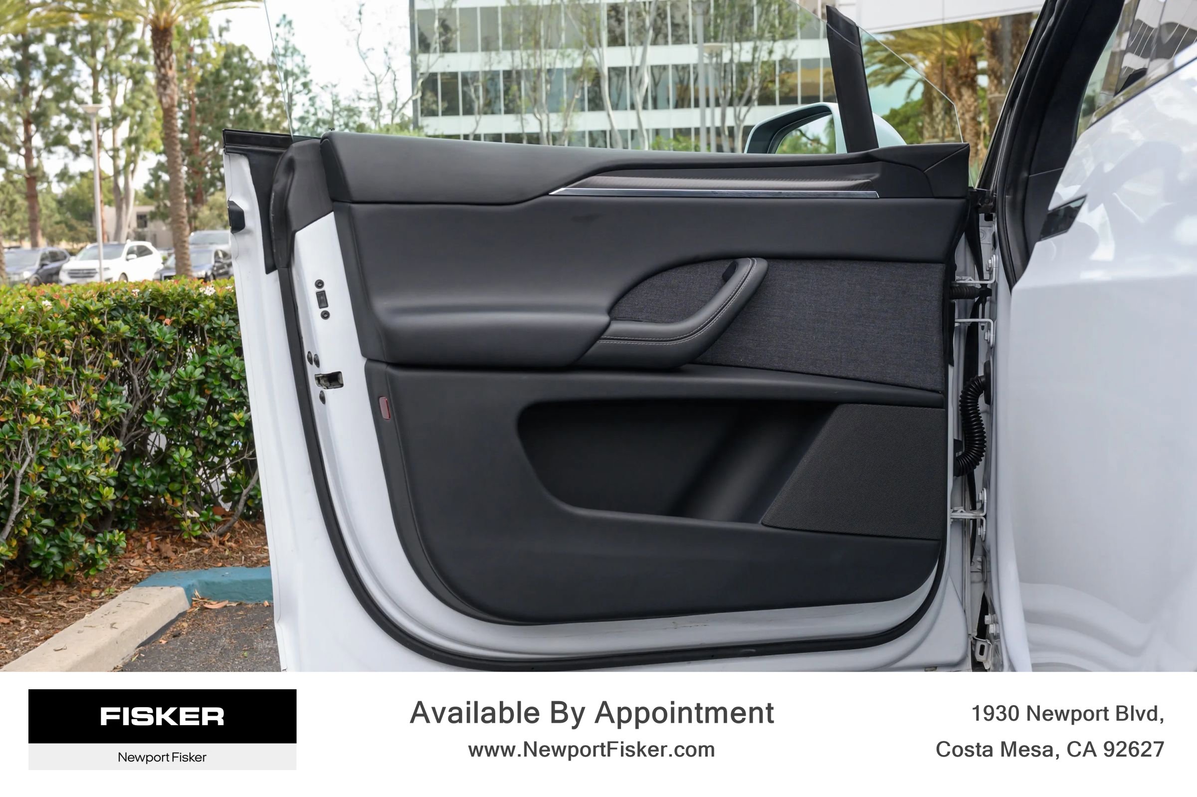 Used 2023 Tesla Model X Plaid image 11