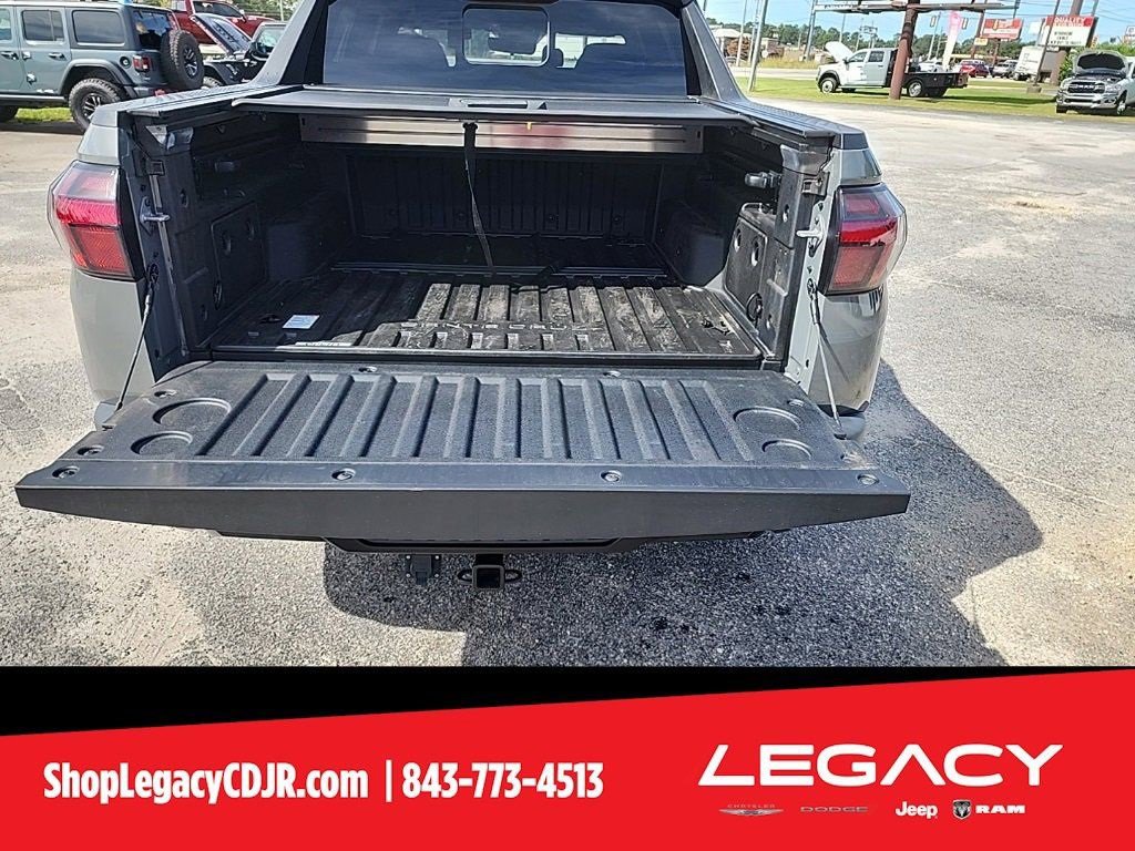 Used 2023 Hyundai Santa Cruz Night image 10