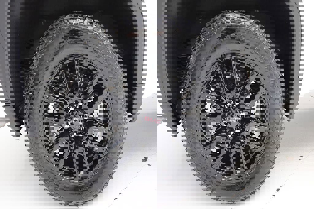 Used 2024 GMC Sierra 1500 Pro w/ Graphite Edition image 13