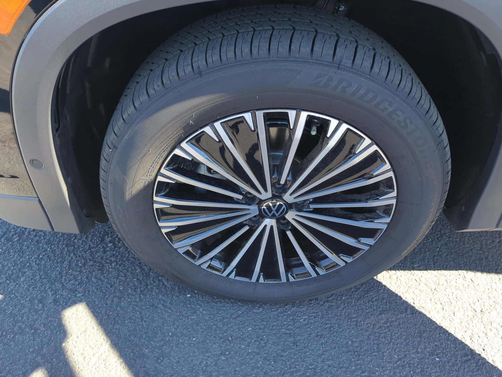 New 2025 Volkswagen Tiguan S image 25