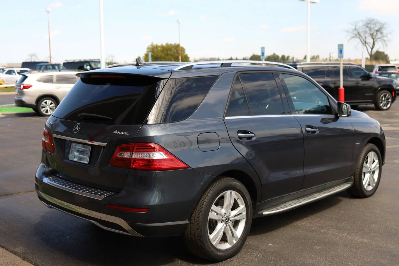 Used 2012 Mercedes-Benz ML 350 4MATIC image 5