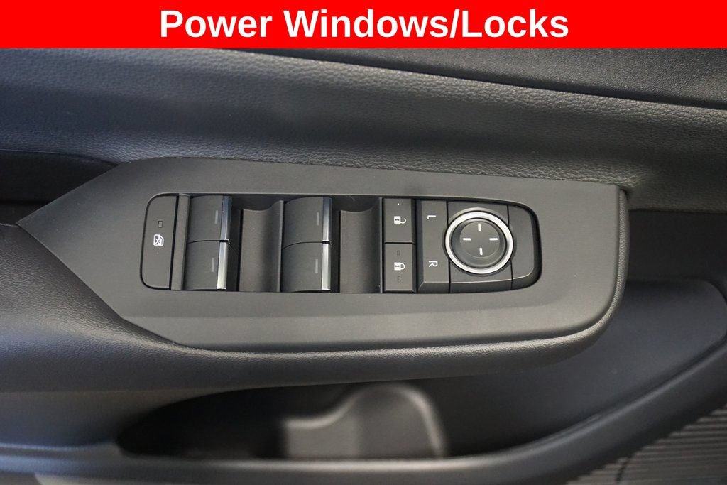 New 2026 Toyota Prius Plug-In Hybrid FWD image 6