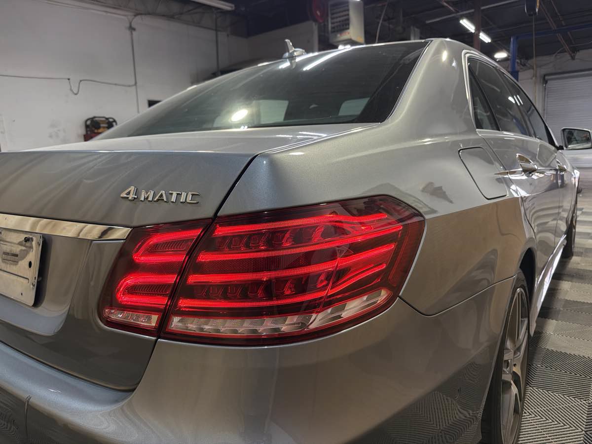 Used 2014 Mercedes-Benz E 550 4MATIC Sedan w/ Premium 1 Package image 10