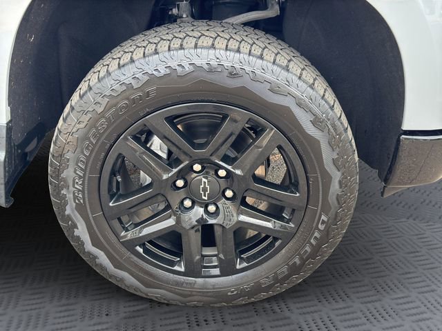 Used 2024 Chevrolet Silverado 1500 LT Trail Boss AWD/4WD image 29
