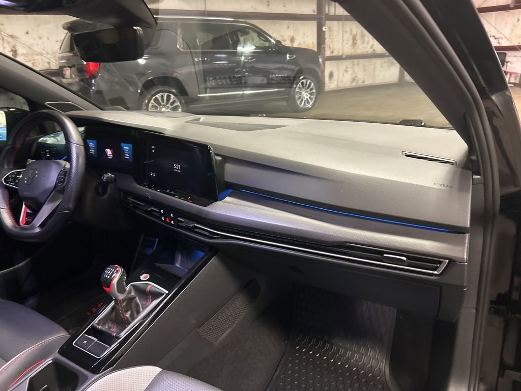 Used 2024 Volkswagen GTI Autobahn image 32