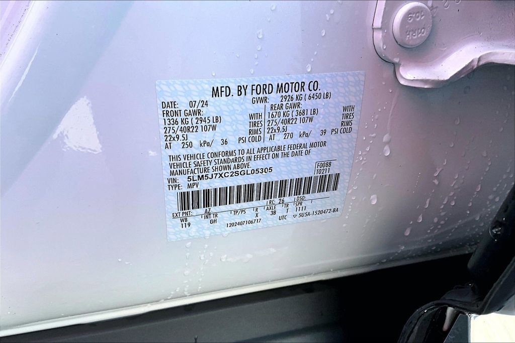 Certified 2025 Lincoln Aviator Reserve w/ Equipment Group 201A image 36