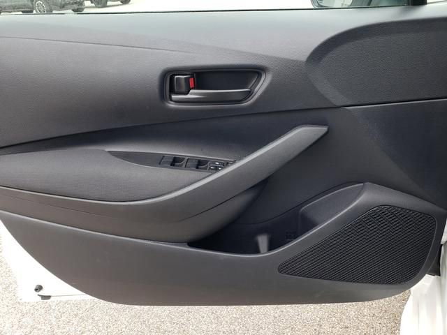 Used 2026 Toyota Corolla LE FWD image 10
