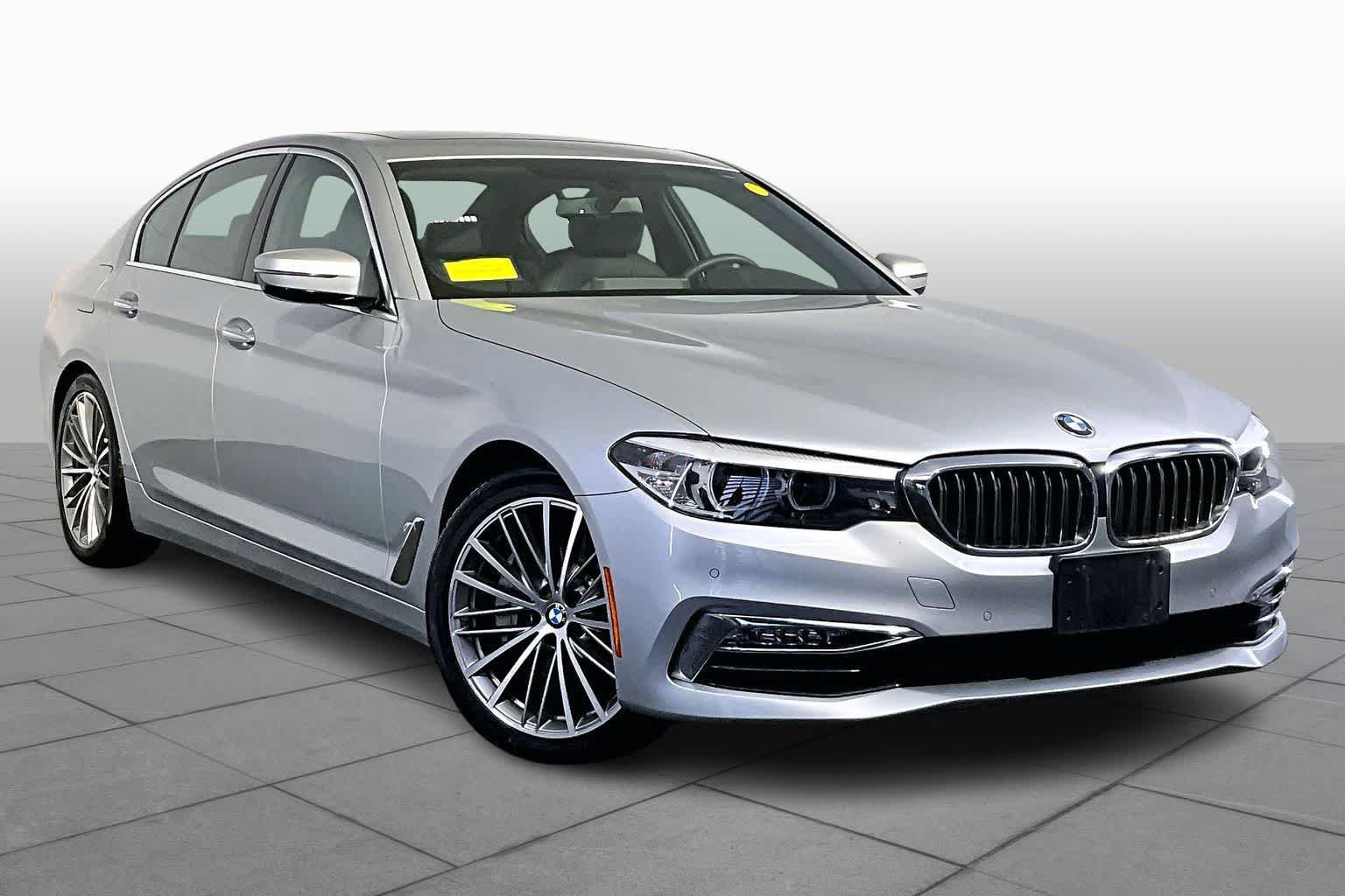 Used 2018 BMW 540i xDrive image 3