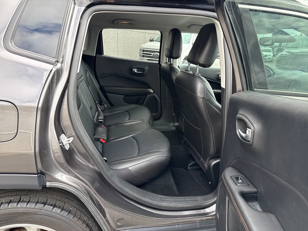 Used 2020 Jeep Compass Limited AWD/4WD image 23