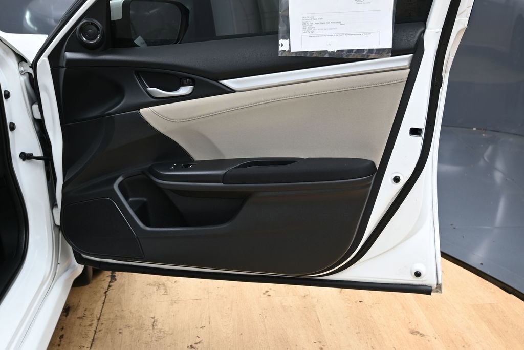 Used 2018 Honda Civic EX image 32