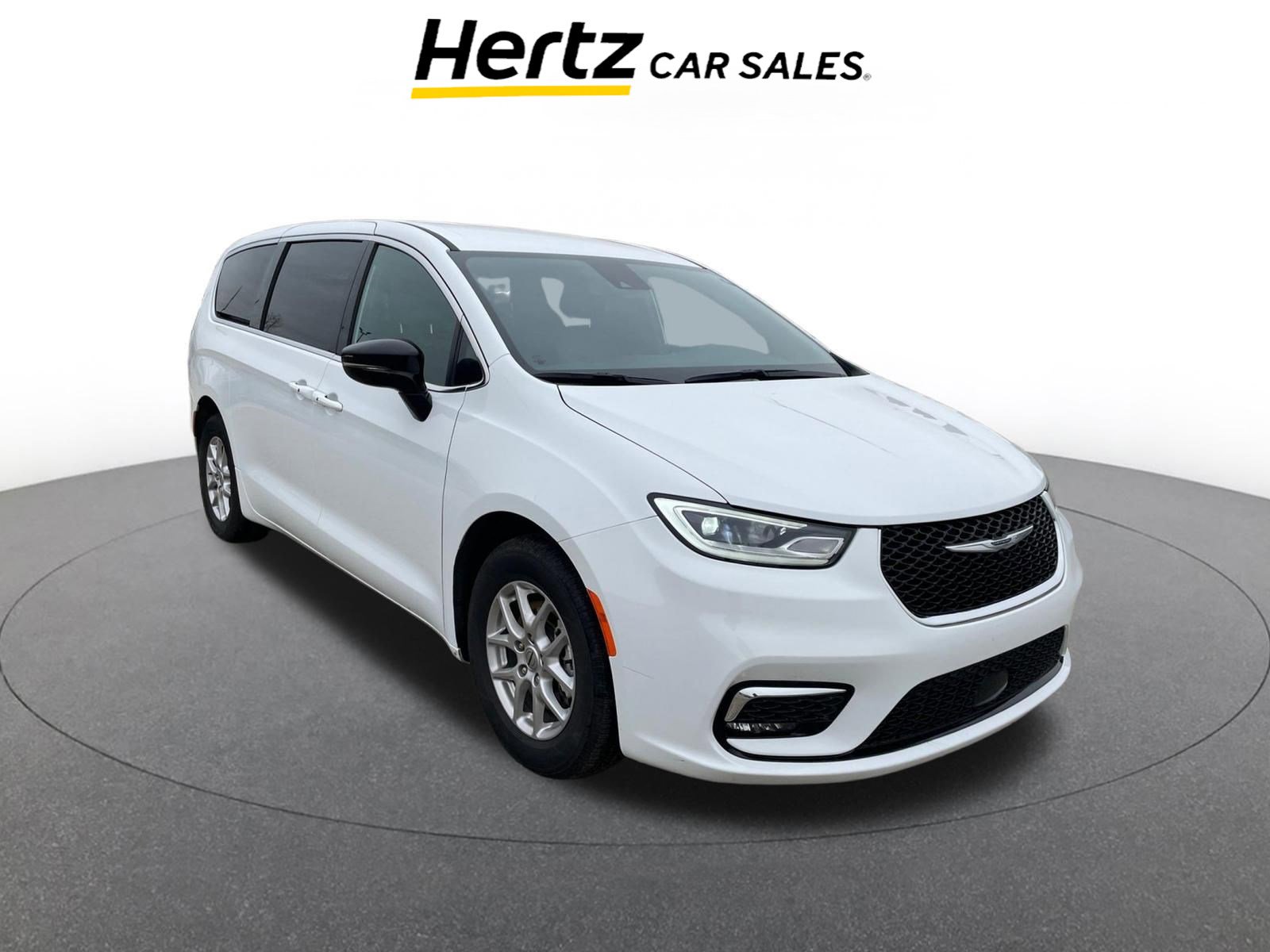 Used 2025 Chrysler Pacifica Select