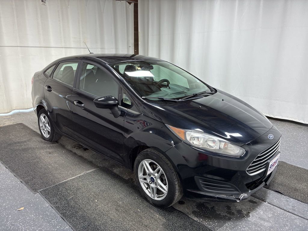 Used 2019 Ford Fiesta SE image 3