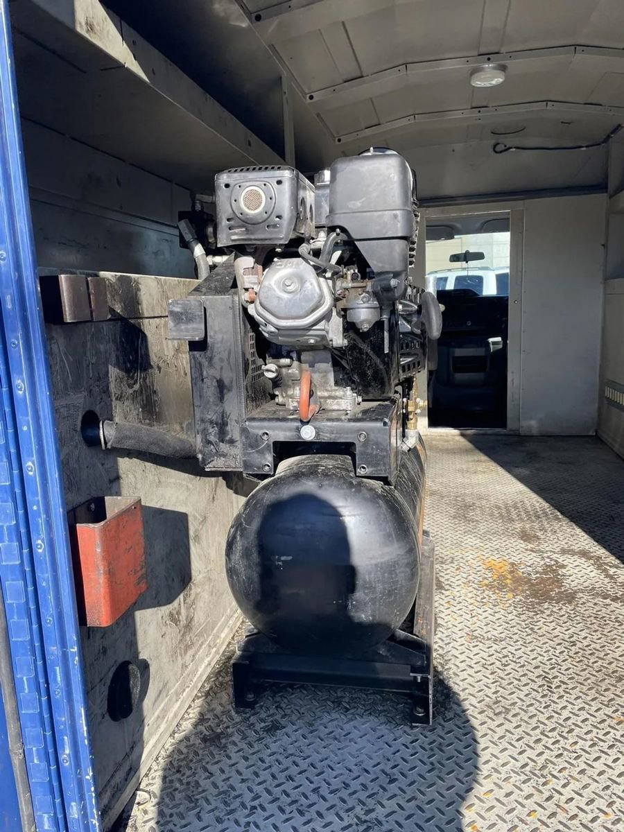 Used 2012 Ford E-350 and Econoline 350 Super Duty w/ PWR Locks & Windows Group image 5