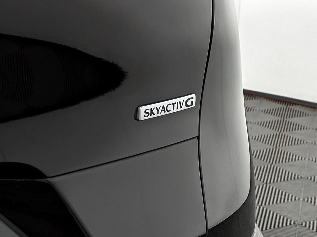 Used 2021 MAZDA CX-30 AWD 2.5 S w/ Premium Package image 12