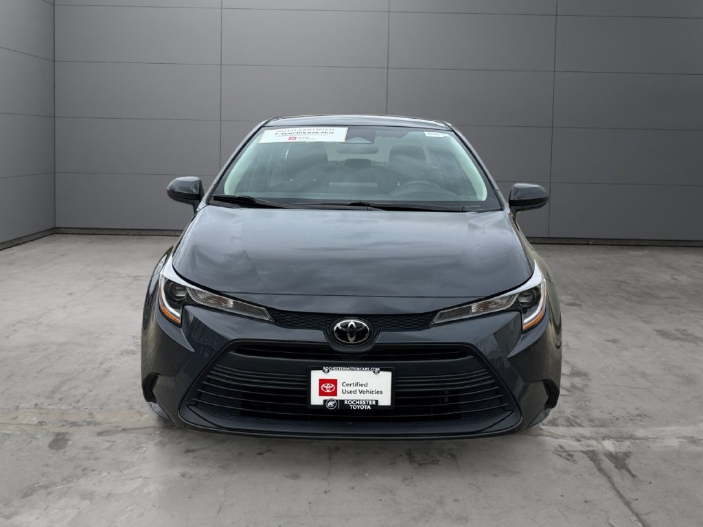 Certified 2025 Toyota Corolla LE FWD image 8