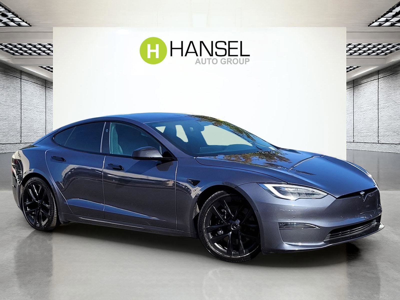 Used 2021 Tesla Model S Plaid image 1