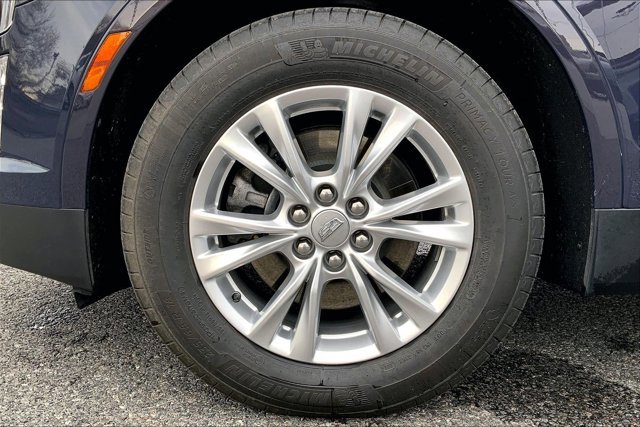 Used 2025 Cadillac XT5 Luxury AWD/4WD image 8
