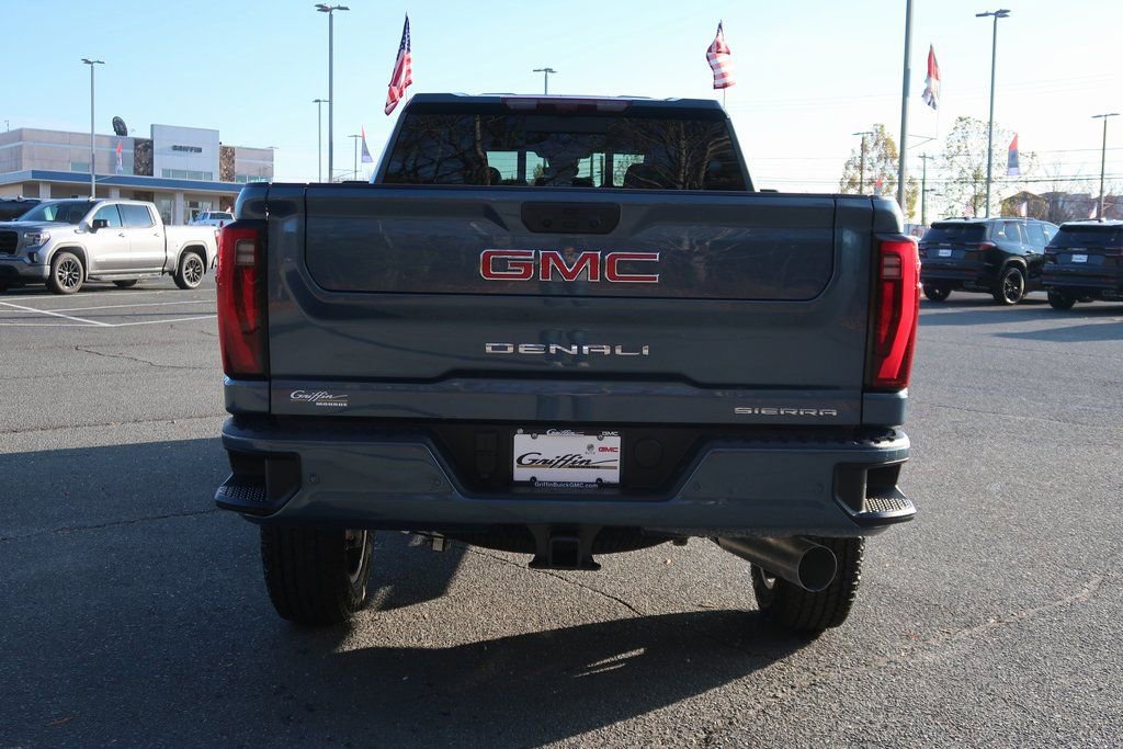 New 2026 GMC Sierra 2500 Denali w/ Denali Reserve Package image 7
