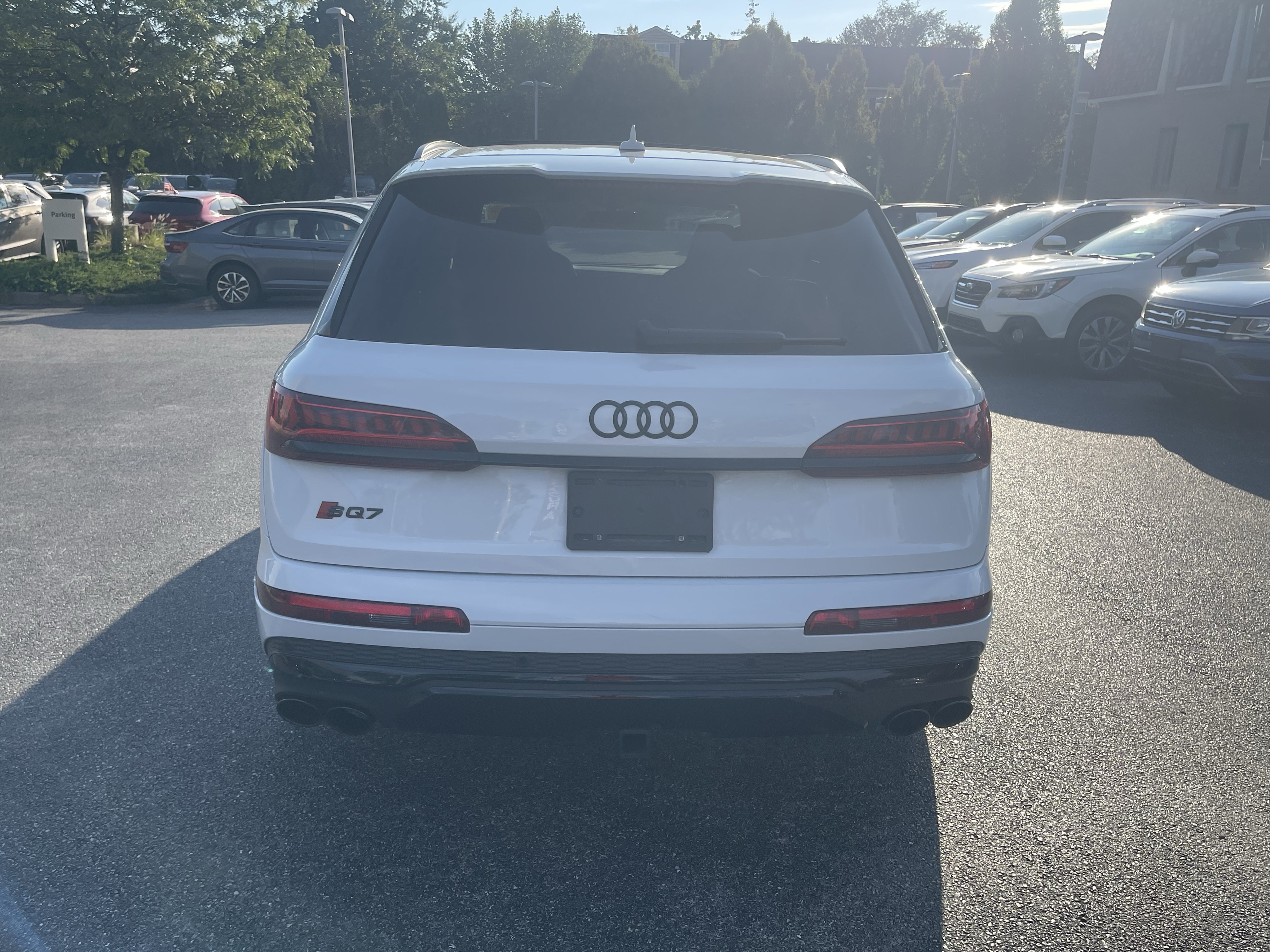 Used 2023 Audi SQ7 Prestige w/ Prestige Package AWD/4WD image 6
