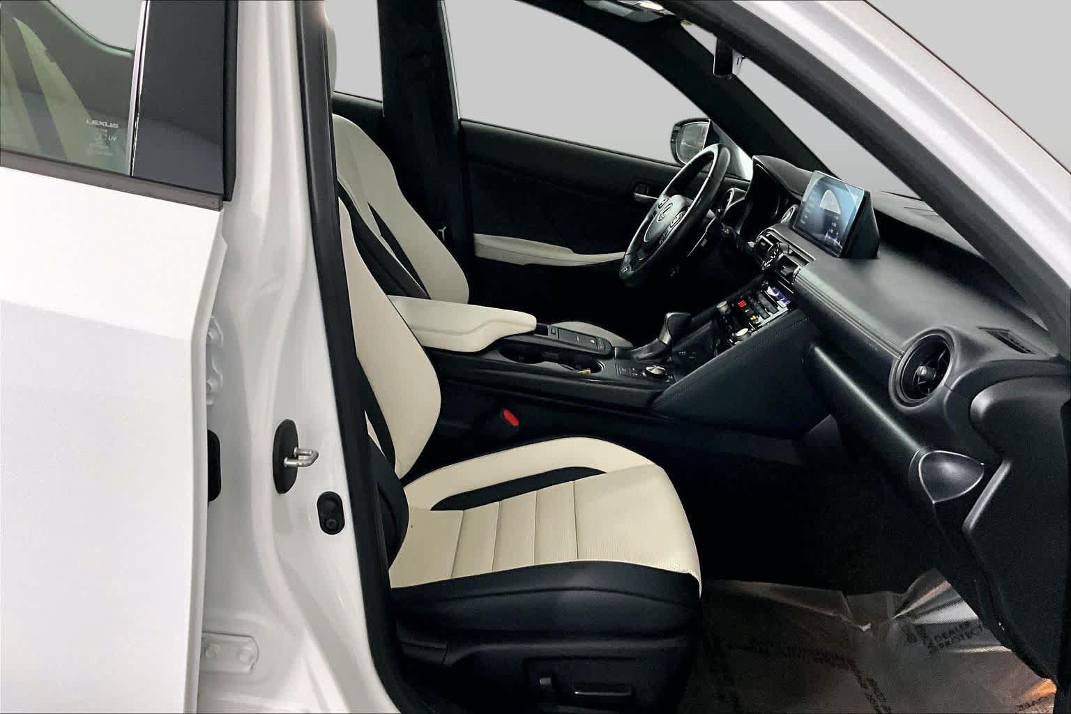 Used 2025 Lexus IS 350 F Sport AWD/4WD image 8