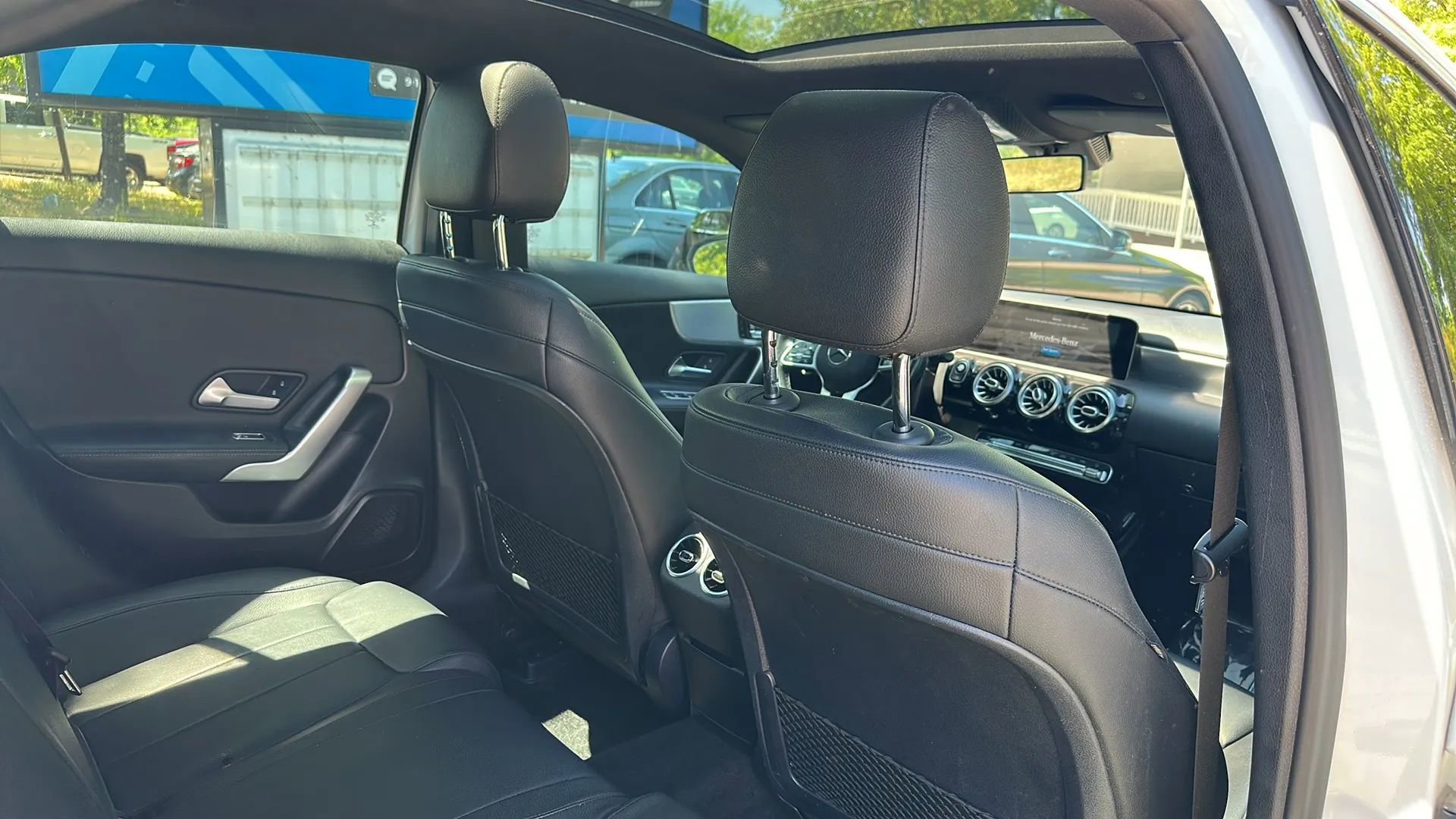Used 2020 Mercedes-Benz A 220 4MATIC w/ Premium Package image 18