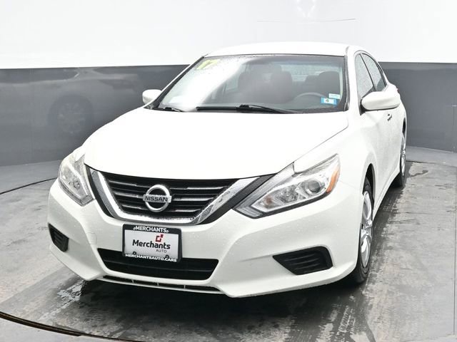 Used 2017 Nissan Altima 2.5 S FWD image 2