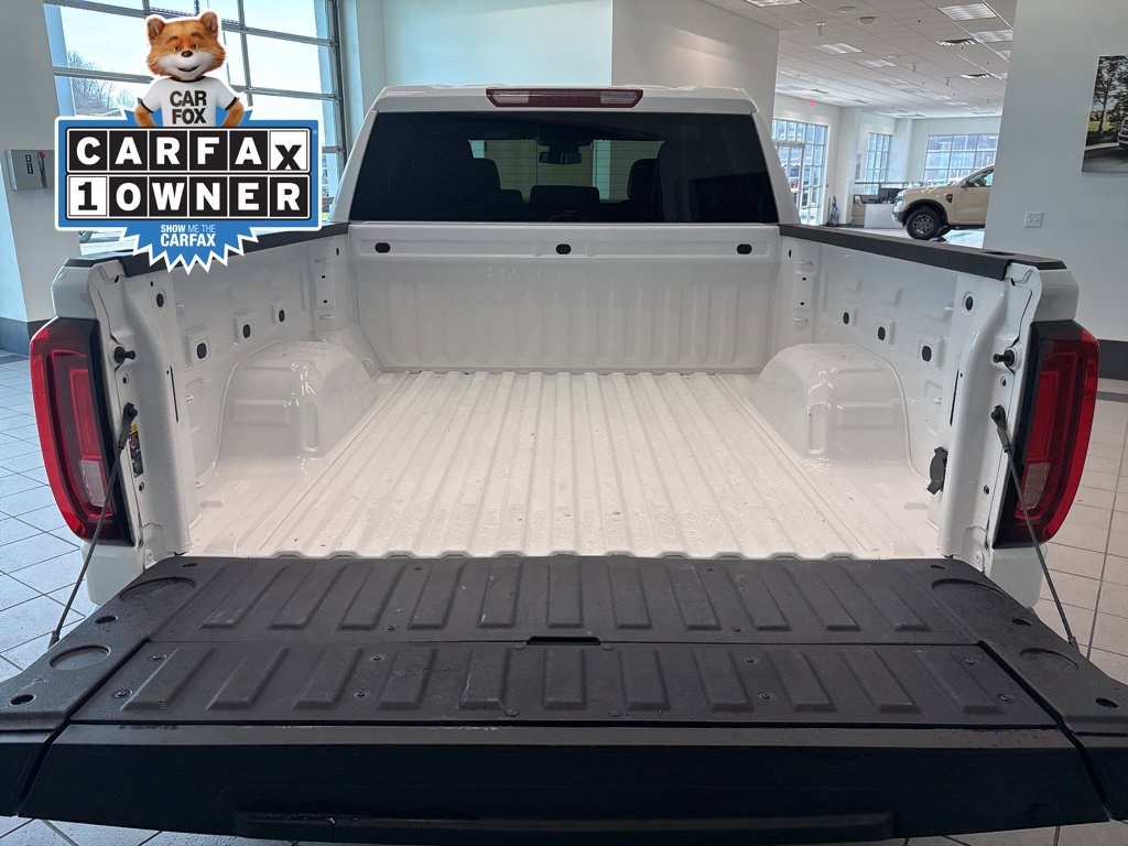 Used 2026 GMC Sierra 1500 SLT AWD/4WD image 6