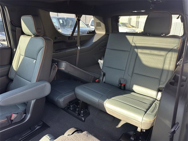 New 2026 GMC Yukon XL AT4 w/ AT4 Premium Plus Package image 27