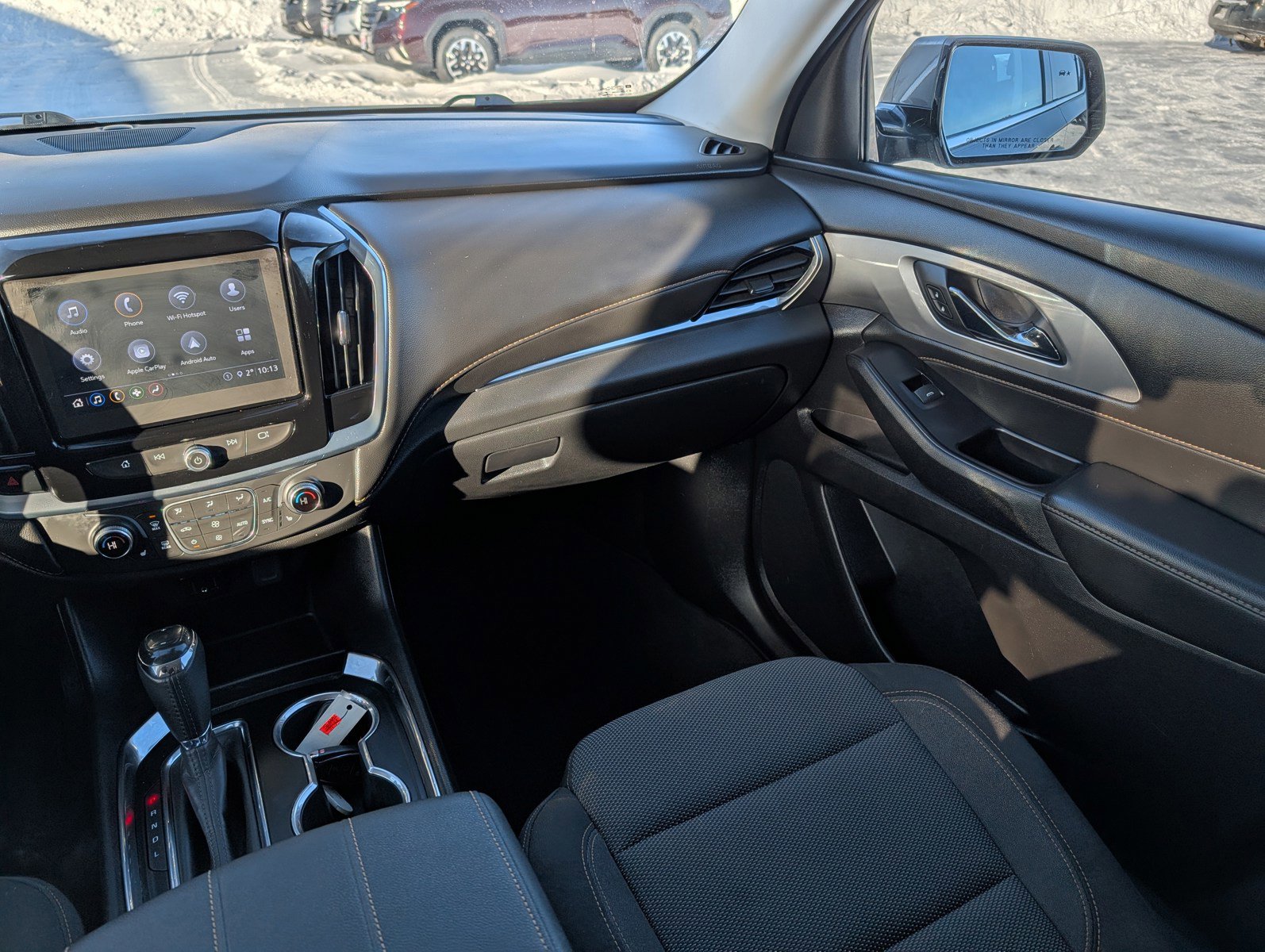 Used 2020 Chevrolet Traverse LT w/ Driver Confidence II Package image 11