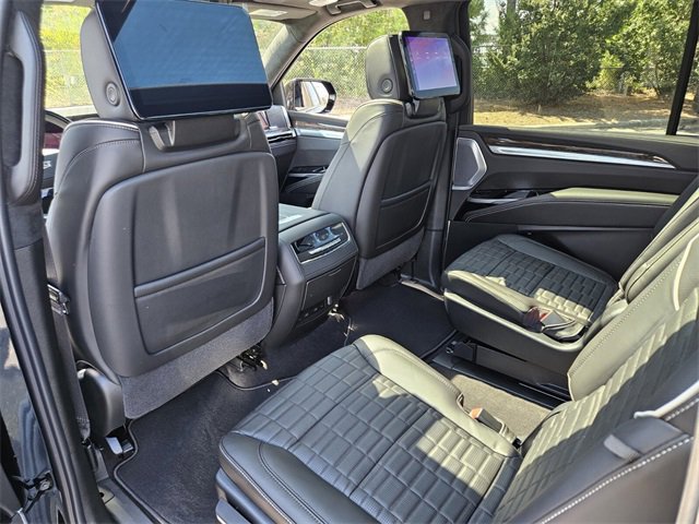 New 2025 Cadillac Escalade ESV Sport Platinum w/ LPO, ONYX Package image 14