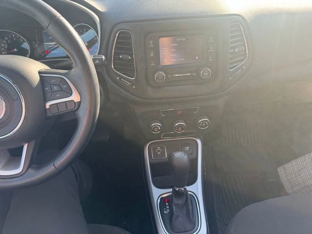 Used 2017 Jeep Compass Sport FWD image 14